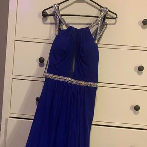 Beautiful blue prom dress send offers